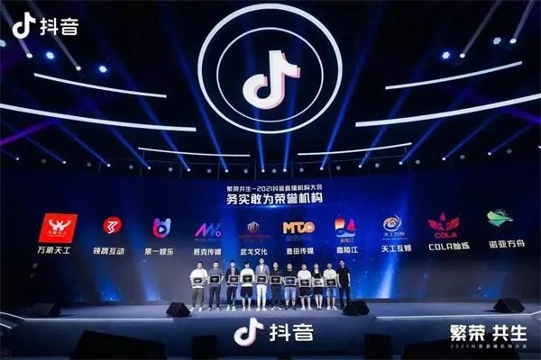 15岁到18岁找什么聊天软件？